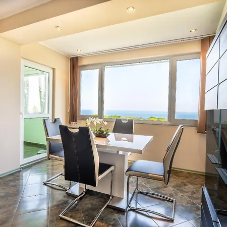 аpartment Next To The Sea Garden Lejlighed Varna
